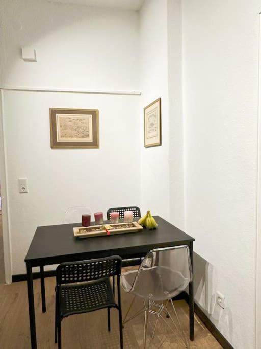 Igo Apartment 2 Schlafenzimmer Mit Waschmaschine Trockner Haustier Rheinufer 5Min Netflix Disney Plus 17-6 Duisburg Exterior photo