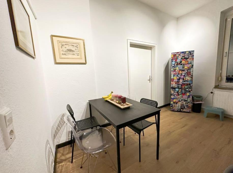 Igo Apartment 2 Schlafenzimmer Mit Waschmaschine Trockner Haustier Rheinufer 5Min Netflix Disney Plus 17-6 Duisburg Exterior photo