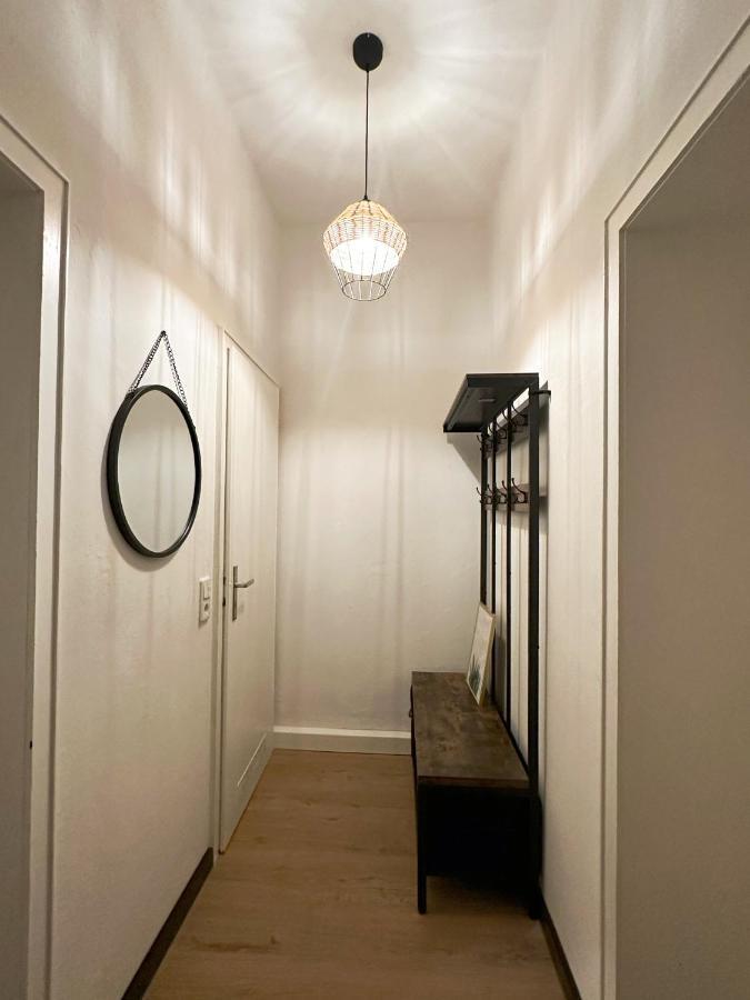 Igo Apartment 2 Schlafenzimmer Mit Waschmaschine Trockner Haustier Rheinufer 5Min Netflix Disney Plus 17-6 Duisburg Exterior photo