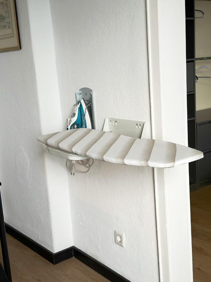 Igo Apartment 2 Schlafenzimmer Mit Waschmaschine Trockner Haustier Rheinufer 5Min Netflix Disney Plus 17-6 Duisburg Exterior photo